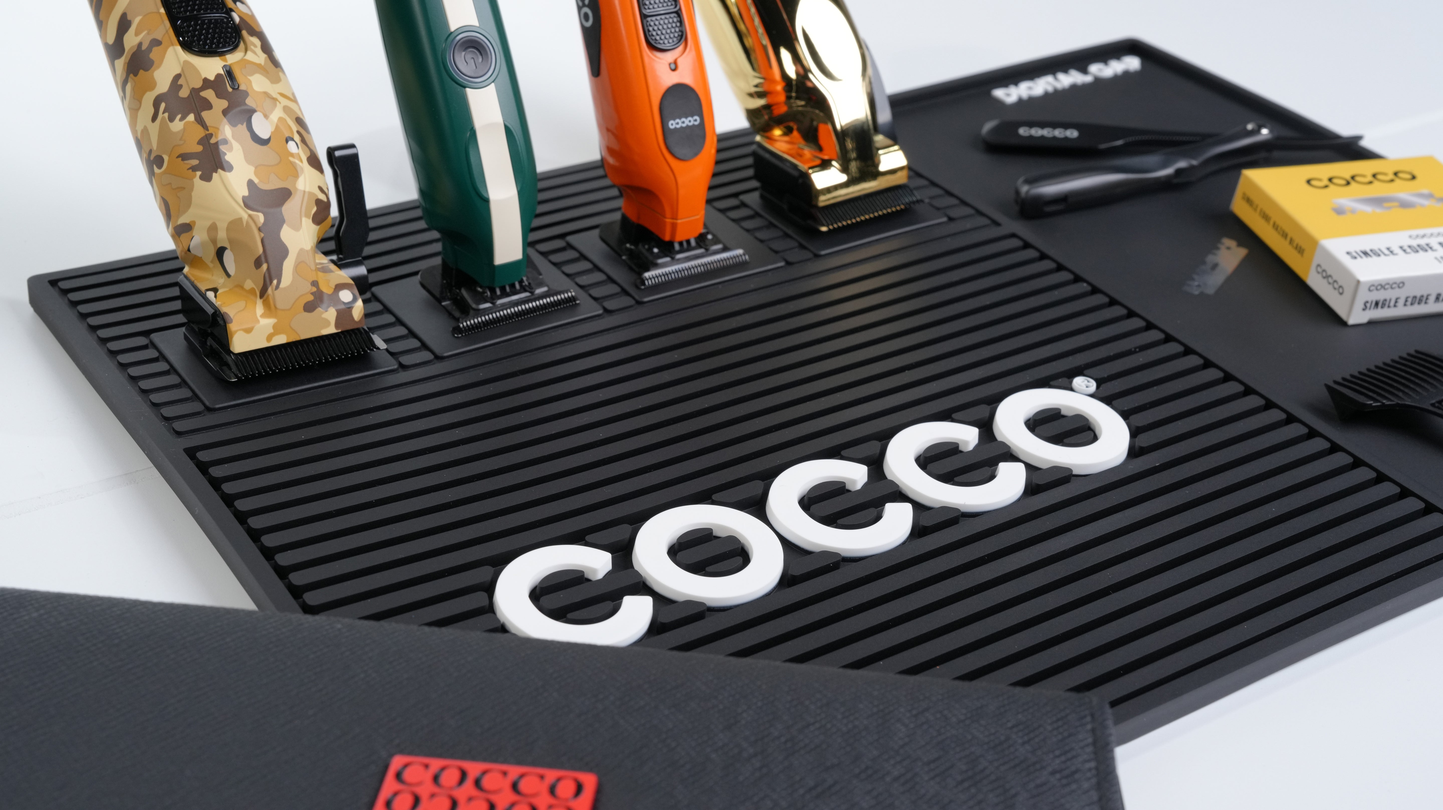 Magnetic Barber Arsenal Mat