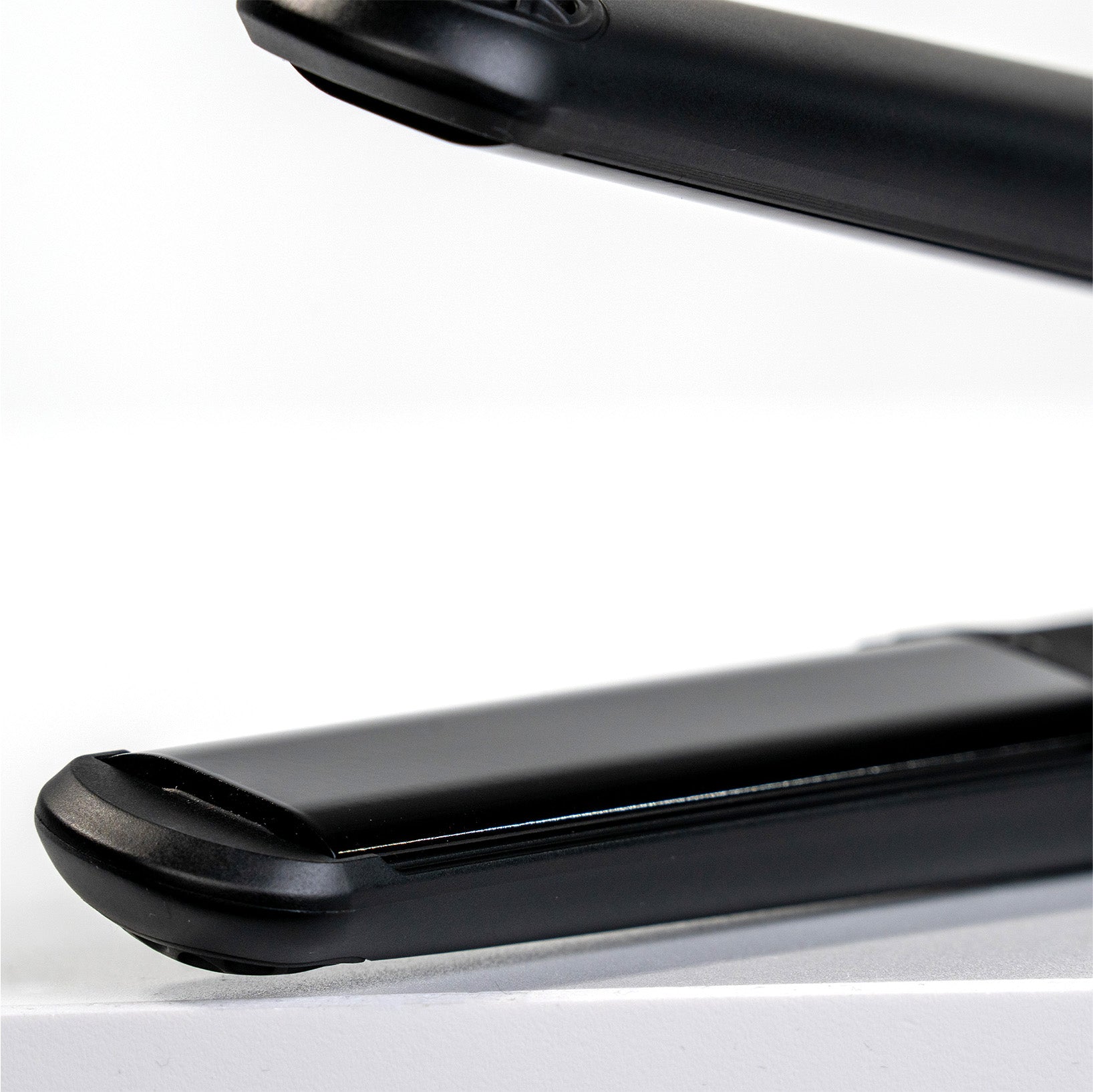 Cocco GNS 1.25" Flat Iron V3